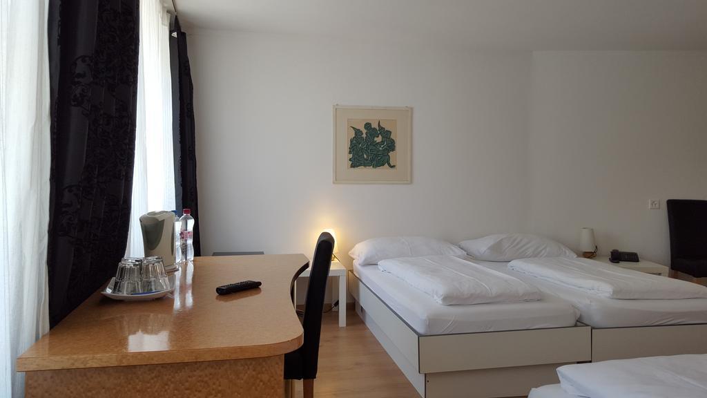 Spalenbrunnen Hotel & Restaurant Basel City Center Kültér fotó